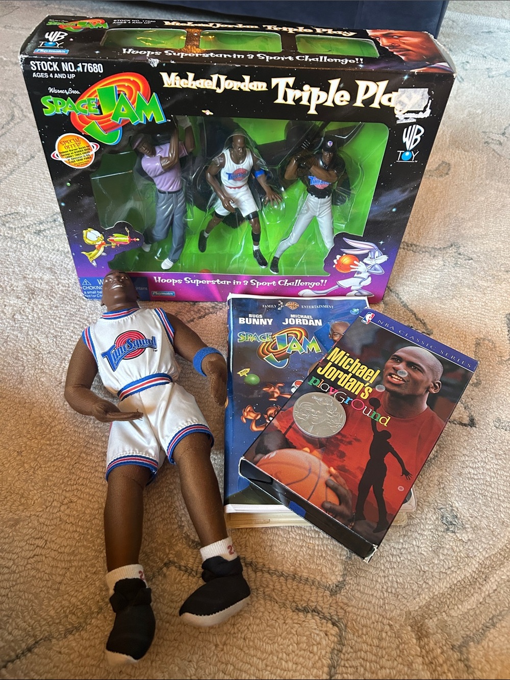 Michael Jordan / Space Jam Bundle